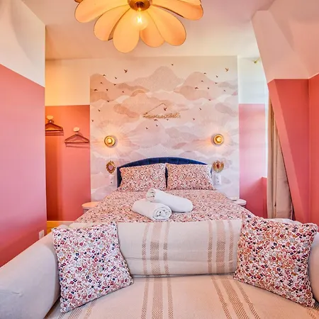 Studio Douillet Vue Mer Avec Parking Dans Villa Belle Epoque A Houlgate *